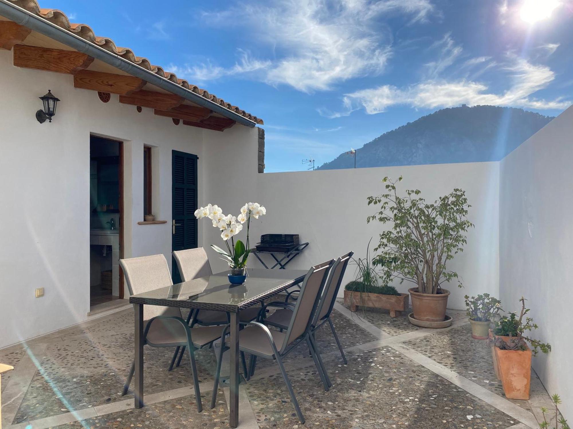 Holiday home Casa Nuria, Haus Im Zentrum Von Pollensa, 10 Meter Von Der Calvario Treppe Entfernt, Fuer 6 Personen, Mit Wifi Und Klimaanlage, *