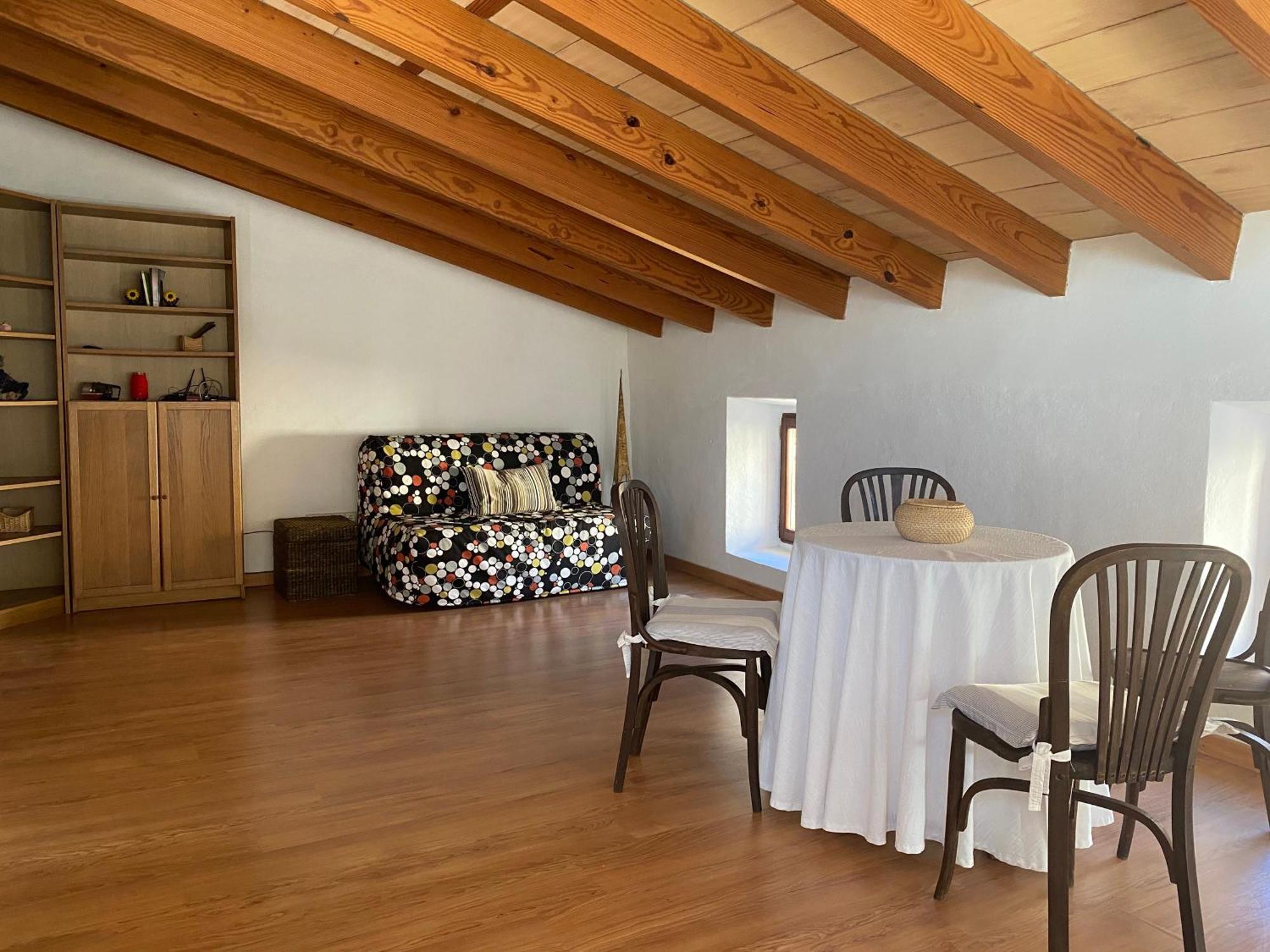 Casa Nuria, Haus Im Zentrum Von Pollensa, 10 Meter Von Der Calvario Treppe Entfernt, Fuer 6 Personen, Mit Wifi Und Klimaanlage, Holiday home *
